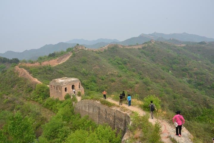 Gubeikou to Jinshanling Great Wall Hike: Wild and Restored Sections in One Day photo 4