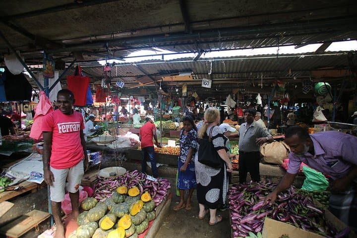 Negombo Day Tour: Fish Markets, Temples & Dutch Fort in a 4-Hour City Ride photo 4