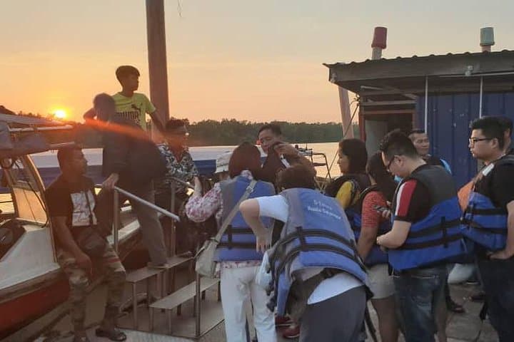 Sky Mirror Experience at Kuala Selangor — Day Tour from Kuala Lumpur photo 3