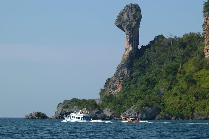 Krabi Speedboat Island Hop: Phra Nang, Chicken, Tup-Mor & Poda photo 3