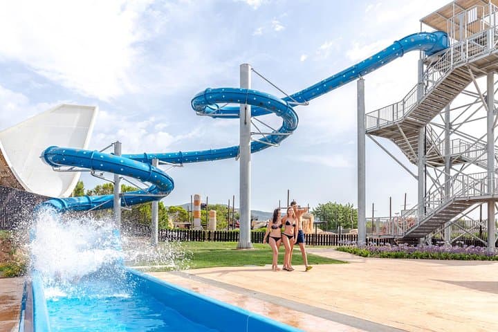 Western Water Park Day Trip from Mallorca: Slides, Wave Pools & Transfers photo 6