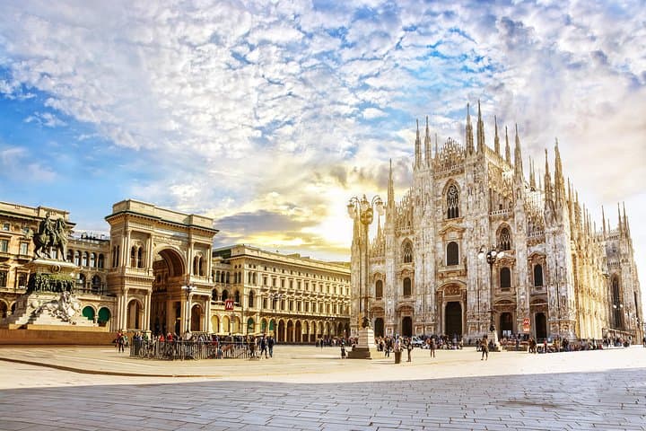 Inside Milan’s Duomo: Cathedral Tour and Rooftop Access — Tickets, Tips & What to Expect