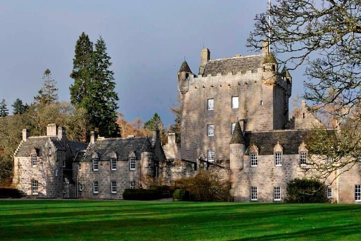 Highlands Outlander & Loch Ness Day Tour from Invergordon — Cawdor, Culloden, Urquhart