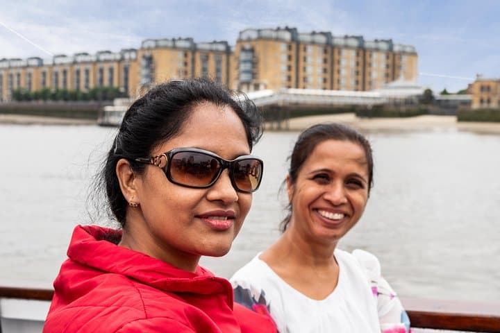 Westminster to Greenwich Thames Sightseeing Cruise — London River Tour photo 4