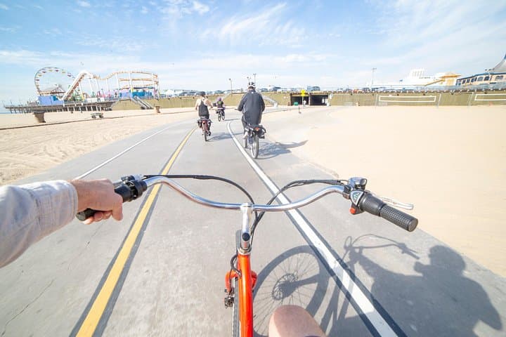Electric Bike Tour of Santa Monica and Venice Beach — Small-Group Coastal Ride photo 3