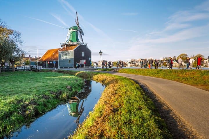 Zaanse Schans Windmills, Volendam & Marken Day Trip from Amsterdam photo 6