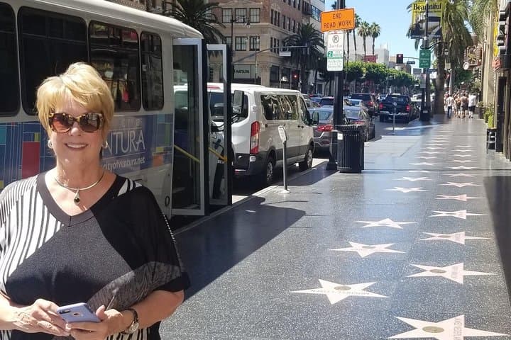 Full-Day Los Angeles Private Tour: Fashion, Photo Ops, Food & Beaches photo 5