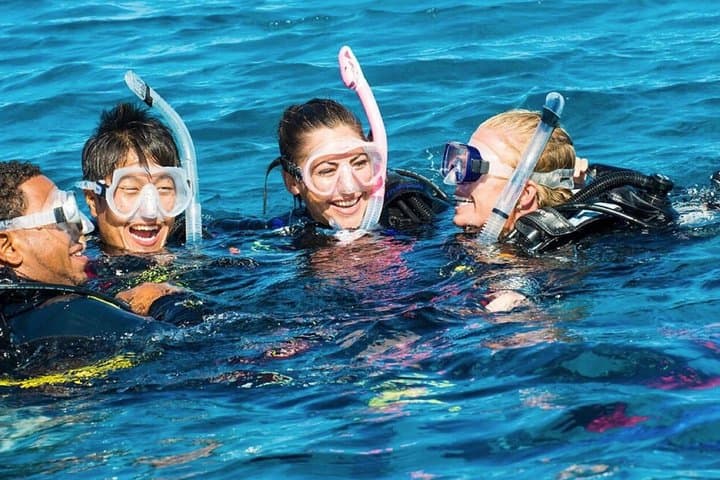 Discover Scuba Diving in Blue Bay — Beginner PADI Sea Dive in Mauritius