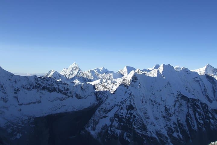 Conquering Island Peak: A Practical Guide to Climbing the 6,173m Summit from Chhukung photo 6