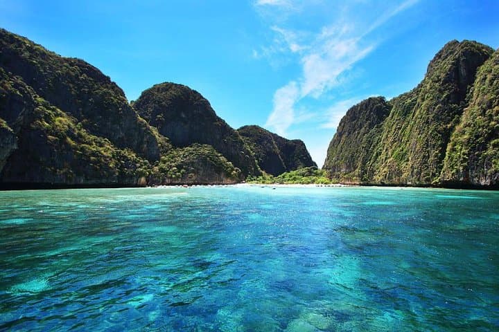 Phi Phi Sunrise Premium Speed Boat Tour from Phuket to Maya Bay photo 4