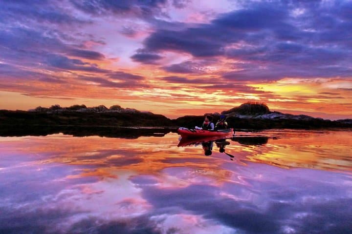 Midnight Sun Kayak in Eggum, Lofoten — Evening Kayak Under the Midnight Sun
