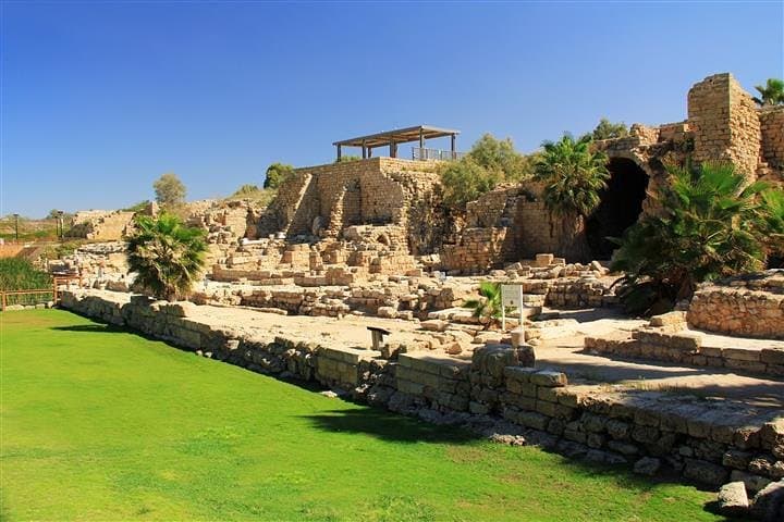 12-Day Israel Jordan Egypt Tour with Nile Cruise: Pyramids, Petra & Dead Sea photo 4