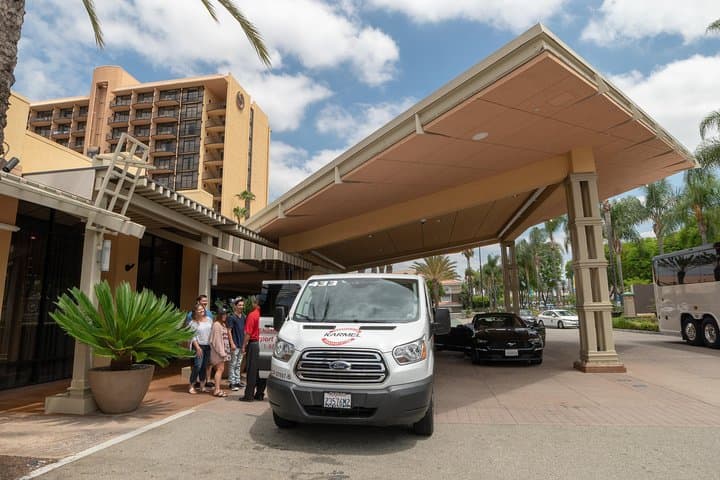 Anaheim to LAX Shared Airport Transfer — Budget Shuttle from Disneyland Area photo 5