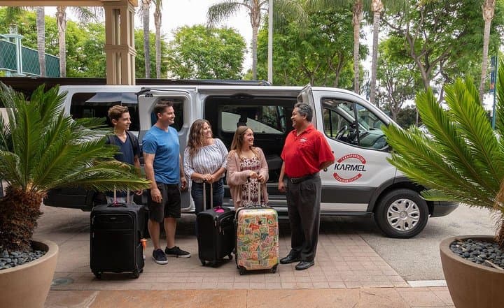 Anaheim to LAX Shared Airport Transfer — Budget Shuttle from Disneyland Area photo 4