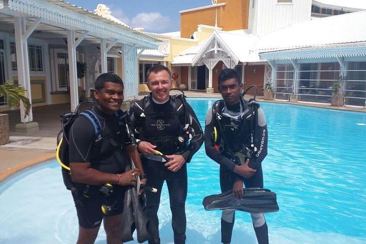 PADI Open Water Diver Course in Mauritius — Learn to Scuba the Coral Reefs