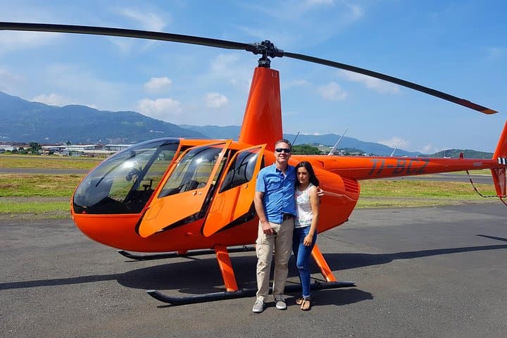 Private Helicopter Tour Over Poás Volcano — 1-Hour Helicopter Flight from San José photo 2