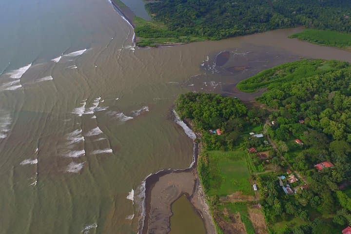 Coastal Rainforest Helicopter Flight: Private 1‑Hour Tour from San José photo 6