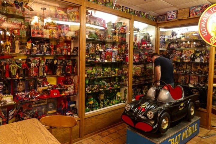 Explore the World's Largest Toy Museum in Branson — Guide & Tips photo 3