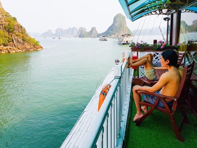 Halong Bay 2-Day Luxury Junk Cruise from Hanoi — Kayak, Swim & Overnight Cabin photo 2