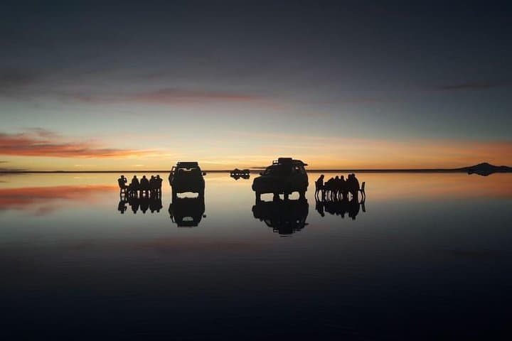 Uyuni Salt Flats Sunset & Stargazing Private Tour — Reflections Under the Milky Way photo 6