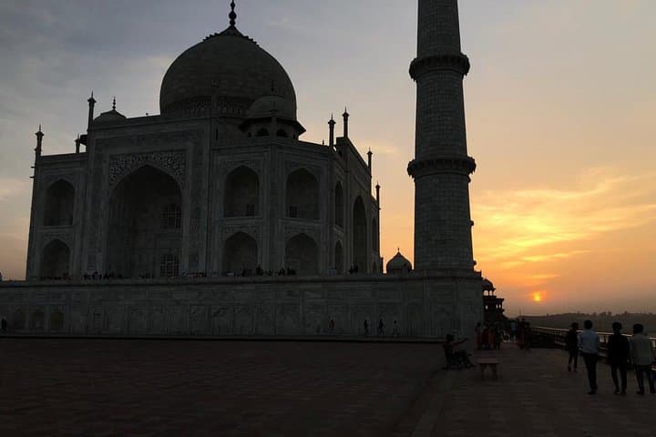 Agra to Jaipur: 2-Day Private Transfer with Local Licensed Guides (Taj Mahal, Agra Fort, Amer Fort) photo 5
