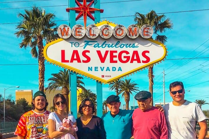 Private Las Vegas Airport Transfer — Fast Pickup to Strip & Fremont Hotels photo 2