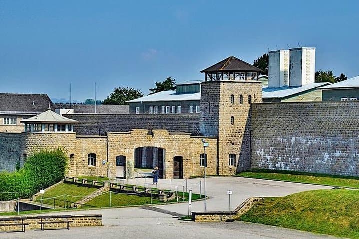 Private Day Trip to Mauthausen Concentration Camp Memorial from Cesky Krumlov photo 2