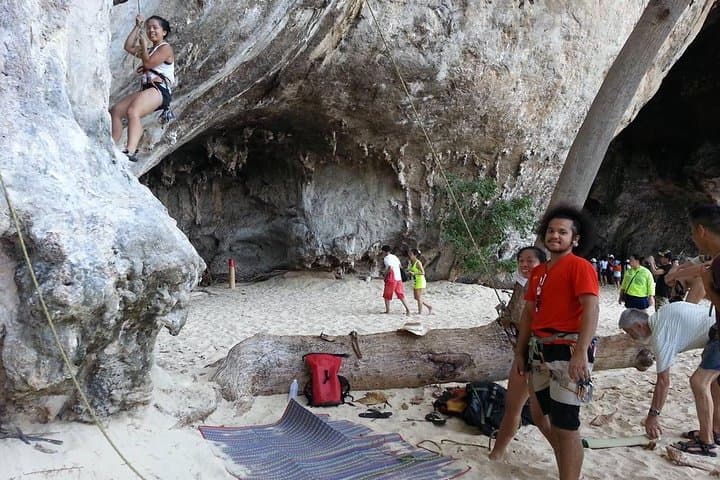 Railay Beach Rock Climbing: Krabi’s Ultimate Climbing Experience photo 3