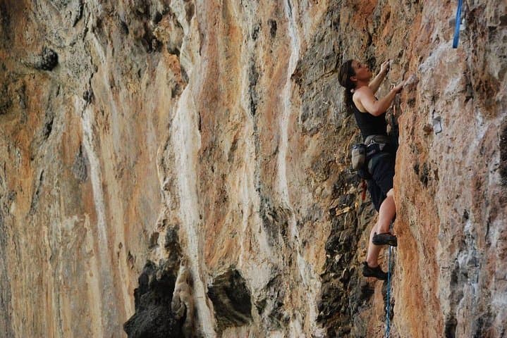 Railay Beach Rock Climbing: Krabi’s Ultimate Climbing Experience photo 2