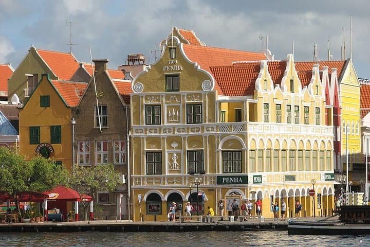 Curacao Complete Island Tour: Willemstad, Flamingos & Shete Boca photo 5