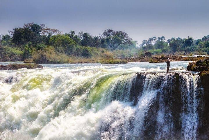 Victoria Falls Private Guided Tour - Rainforest Walk to the Main Falls
