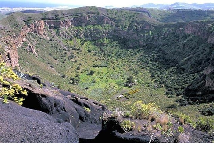 Explore Gran Canaria's Peaks: Full-Day Tour to Roque Nublo, Pico de las Nieves & Teror photo 4