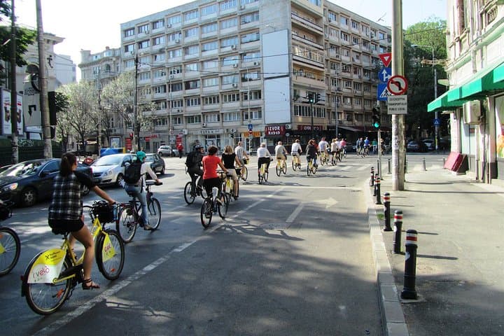 Bucharest Bike Tour: 3-4 Hour Sightseeing by Bicycle photo 4