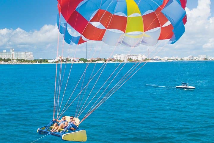Cancun Parasailing Adventure: Sky-High Views Over the Hotel Zone photo 5