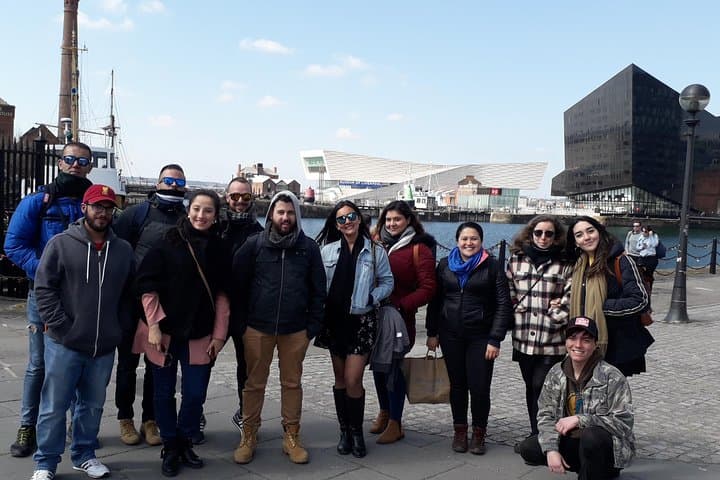 Spanish Walking Tour of Liverpool: Beatles, Cathedrals & Waterfront in 2–3 Hours photo 3