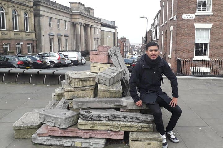 Spanish Walking Tour of Liverpool: Beatles, Cathedrals & Waterfront in 2–3 Hours photo 4
