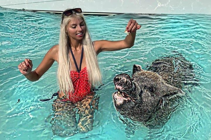Exuma Day Away: Original Swimming Pigs Excursion from Nassau photo 4