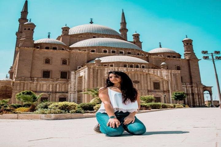 Giza Pyramids to Khan El-Khalili: Private Day Tour from Cairo photo 2