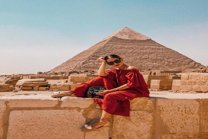Full-Day Private Tour: Giza Pyramids, Egyptian Museum & Cairo Tower photo 4