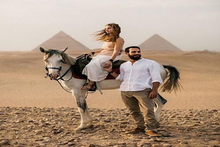 private-customizable-day-tour-giza-pyramids-memphis-saqqara-dahshur photo 5