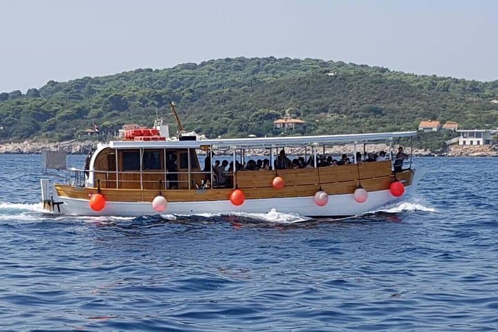 Elaphite Islands Cruise & Blue Cave Snorkeling from Dubrovnik