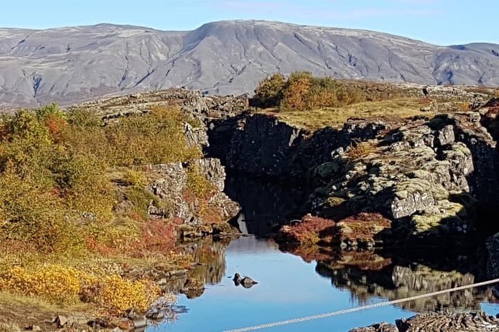 Private Golden Circle Day Trip: Thingvellir, Geysir, Gullfoss & Fridheimar photo 4