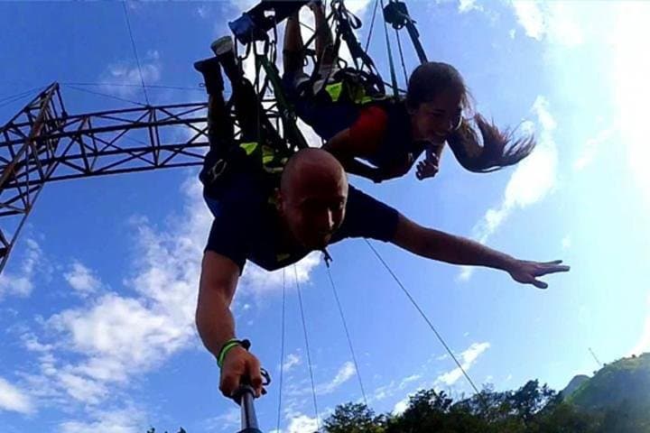 Pendulum at the Peak: Bogotá's Extreme Cliff Swing Experience photo 3