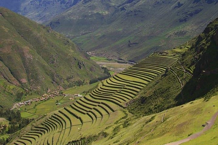 Full-Day Sacred Valley Tour from Cusco — Pisaq, Ollantaytambo & Chinchero