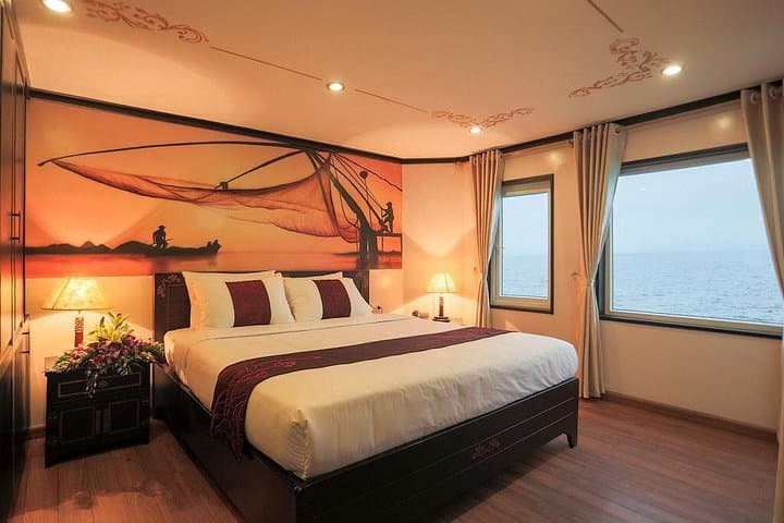 Bai Tu Long Bay Luxury Cruise: 2-Day Kayaking, Caving & Village Visits photo 3