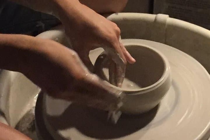 Maui Pottery Class: Make Your Own Mug or Bowl — 2-Hour Wheel-Throwing Lesson