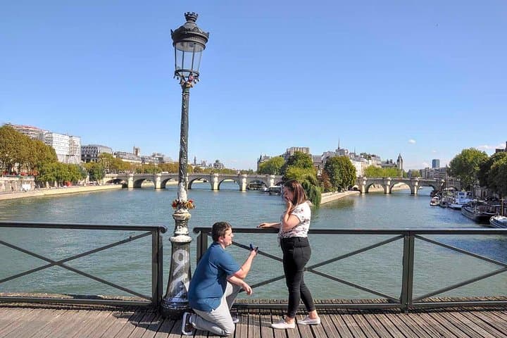 How to Propose in Paris: Private Walking Proposal with a Professional Photographer photo 4