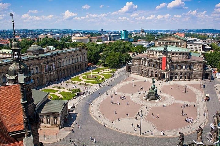 Luxury Private Day Trip from Prague to Dresden — Private Mercedes Transfer & City Highlights photo 4