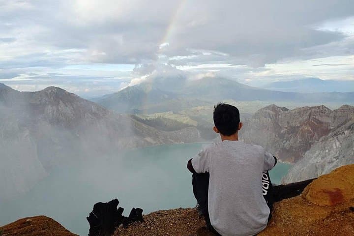 Ijen Crater Blue Fire 2-Day Trek from Bali: Sunrise, Sulfur, and Miners photo 4