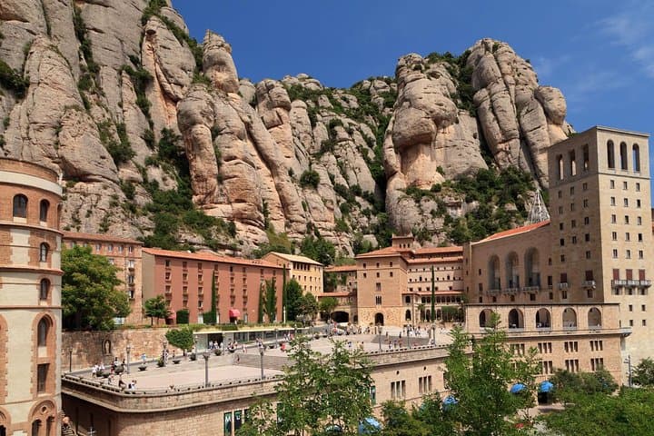 Early Access to Montserrat: Rack Railway, Basilica Visit & Black Madonna Tasting